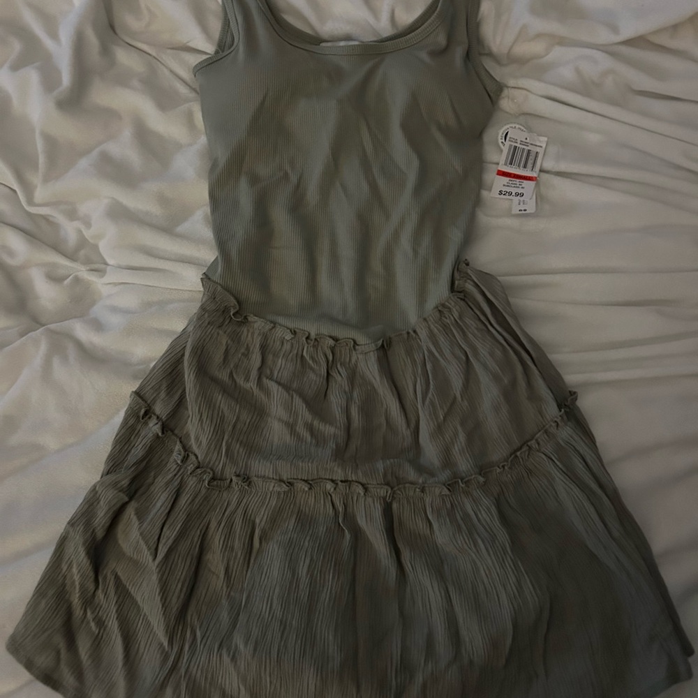 Green Sleeveless Dress with padding